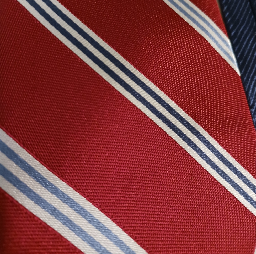 Tie - Picture 4 of 6